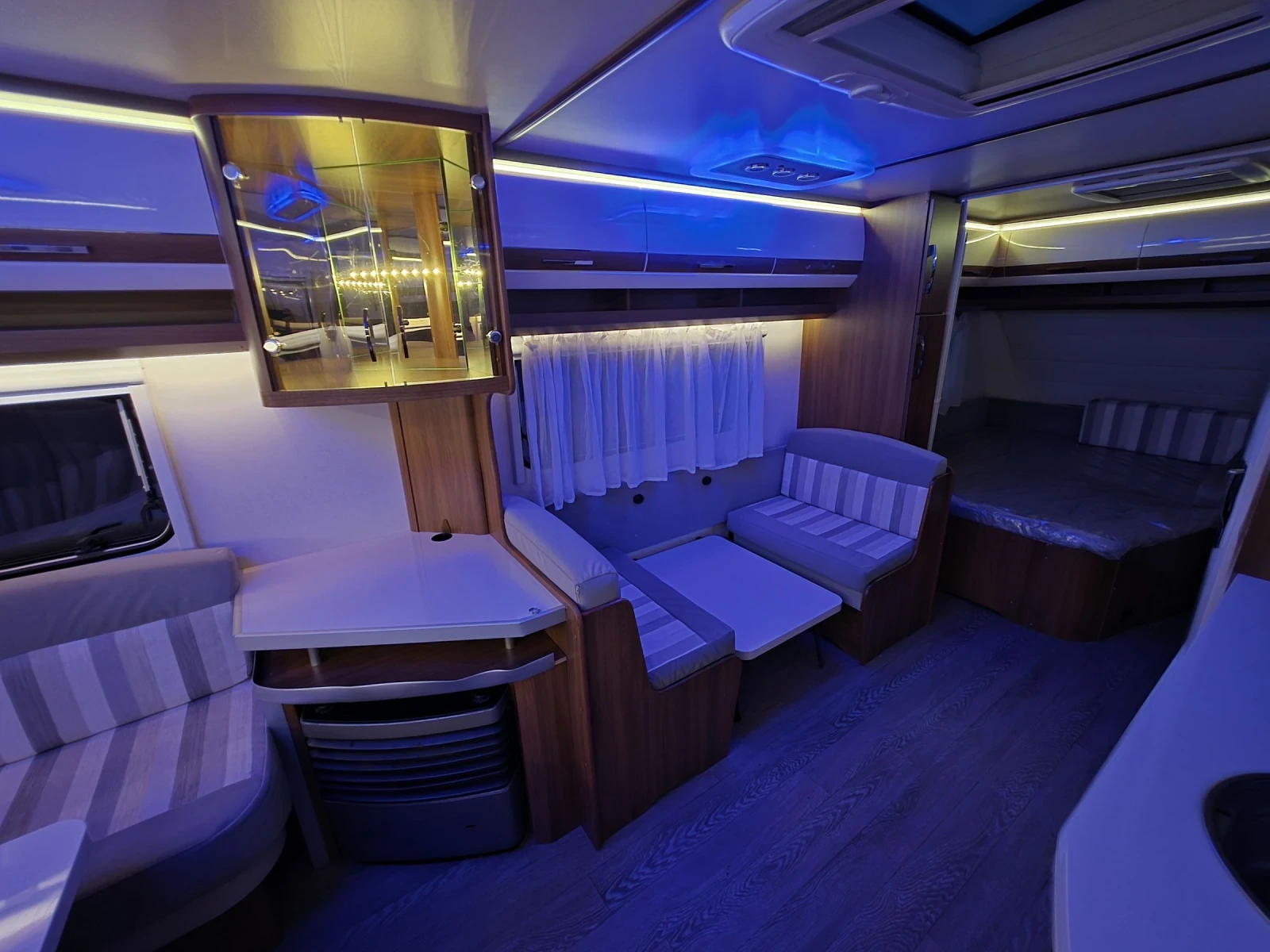 �������� Hobby | Mobile.bg � ����������� 11