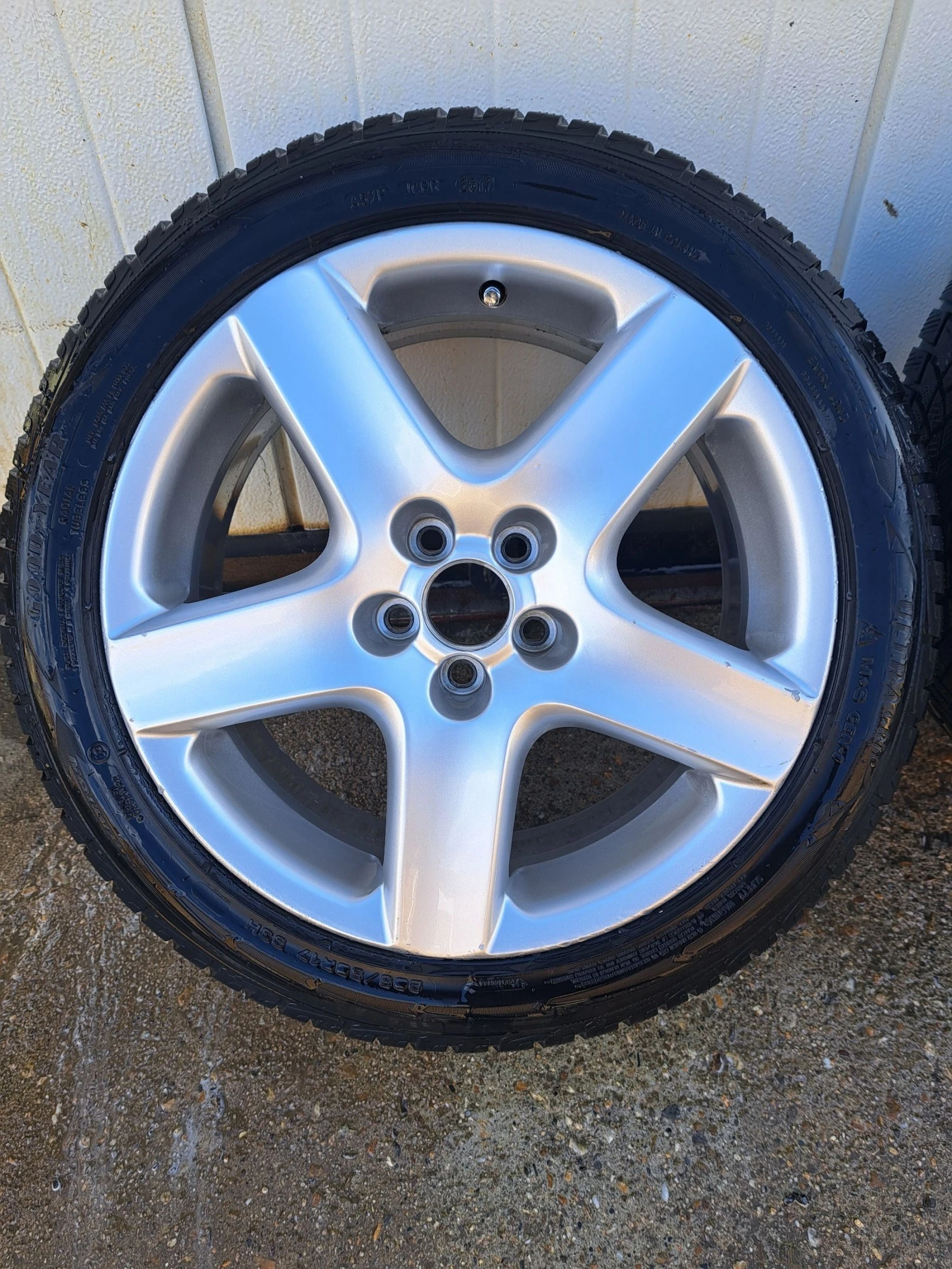    205/50R17 | Mobile.bg   2