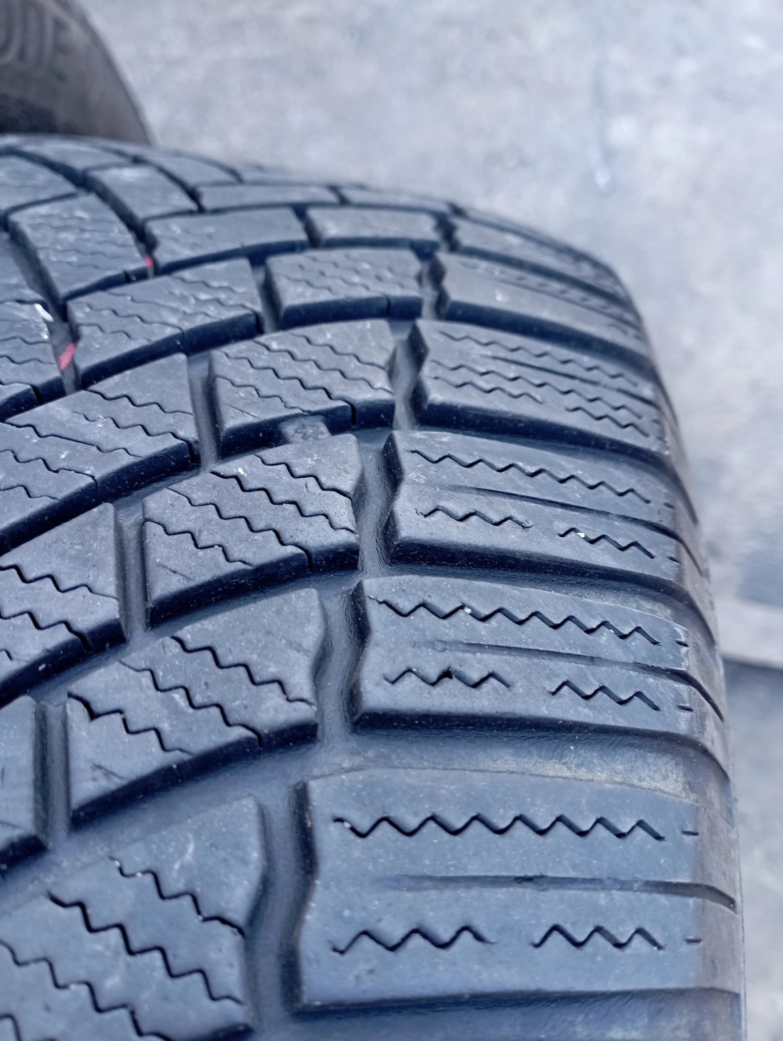  215/55R17 | Mobile.bg   5