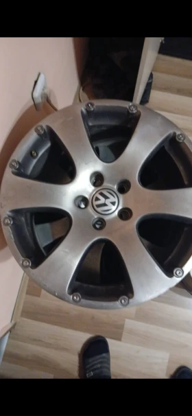 ������ �� VW Touran | Mobile.bg � ����� ������ 3