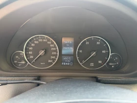 Mercedes-Benz C 220, снимка 11