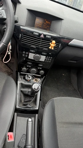 Opel Astra, снимка 11