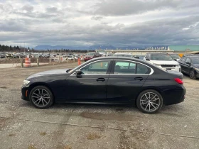 BMW 330 i xDrive/CARFAX/ШИБИДАХ/ПОДГРЕВИ/KEYLESS, снимка 3 - Автомобили и джипове - 53650683