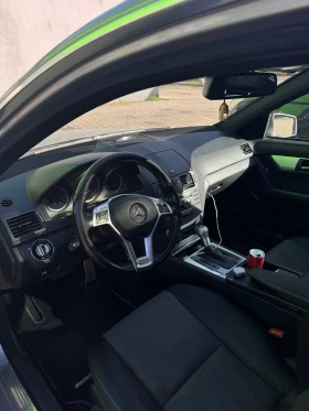 Mercedes-Benz C 220 * AMG* PANORAMA* СМЕНЕНИ ВЕРИГИ*  - 7900 € / 15451.06 лв. - 87560122 3