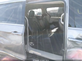 Chrysler Pacifica 3.6l Touring L - 9600 € / 18775.97 лв. - 55415376 8