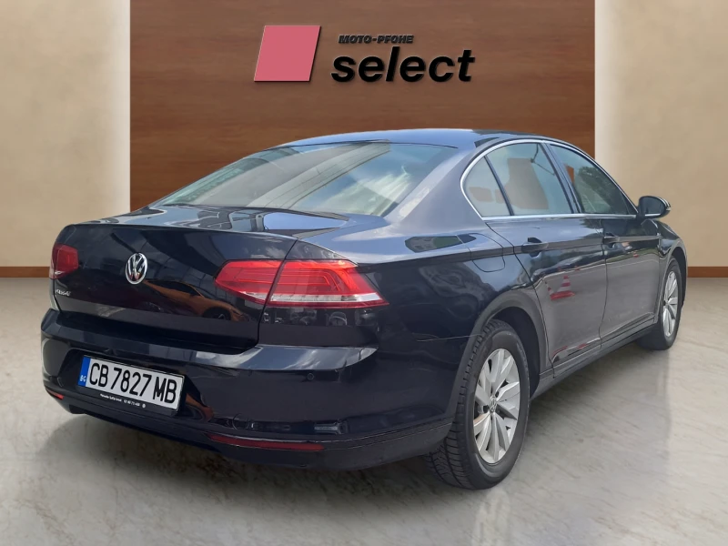 VW Passat 2.0 TDI, снимка 4 - Автомобили и джипове - 47979764