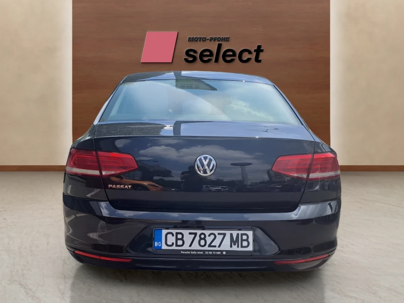 VW Passat 2.0 TDI, снимка 5 - Автомобили и джипове - 47979764