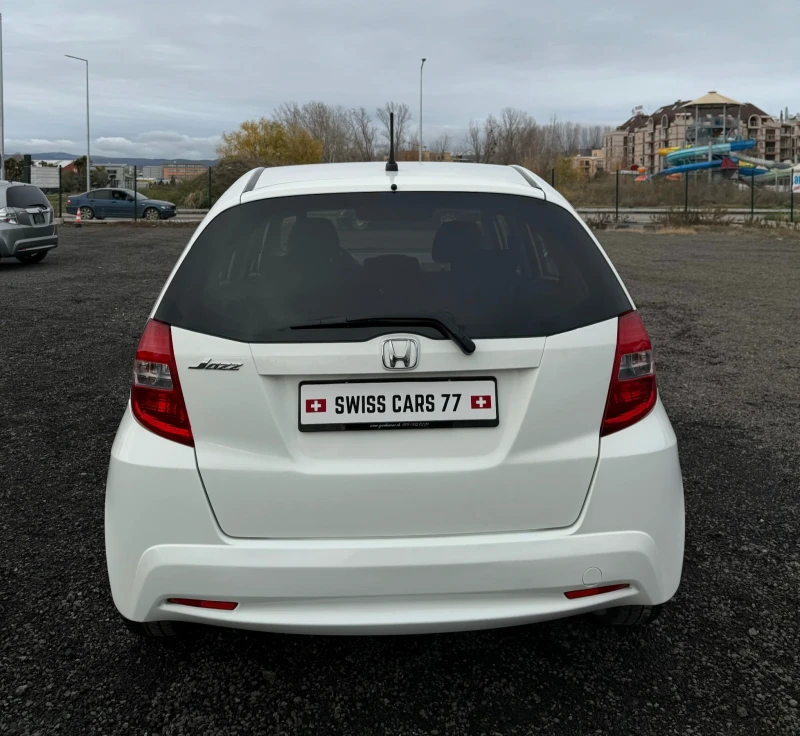 Honda Jazz 1.4i Swiss Facelift, снимка 6 - Автомобили и джипове - 48332213