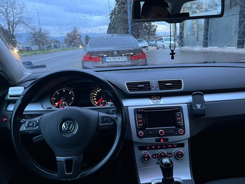 VW Passat, снимка 11 - Автомобили и джипове - 48913065