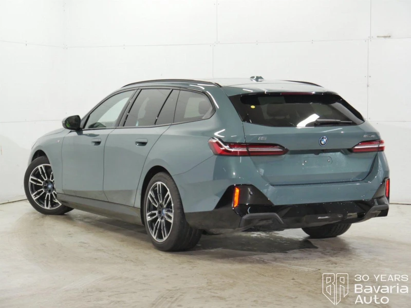 BMW i5 40 eDrive Touring M Sport Paket, снимка 2 - Автомобили и джипове - 52834265