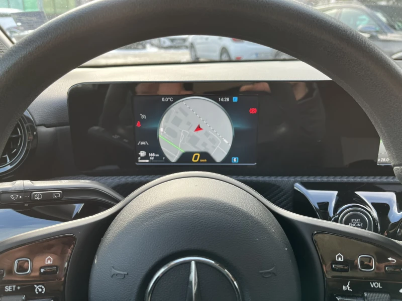 Mercedes-Benz A 160 50000 KM, снимка 15 - Автомобили и джипове - 53035969