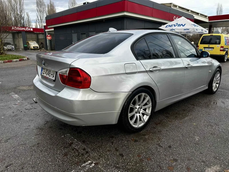 BMW 320, снимка 5 - Автомобили и джипове - 53076007