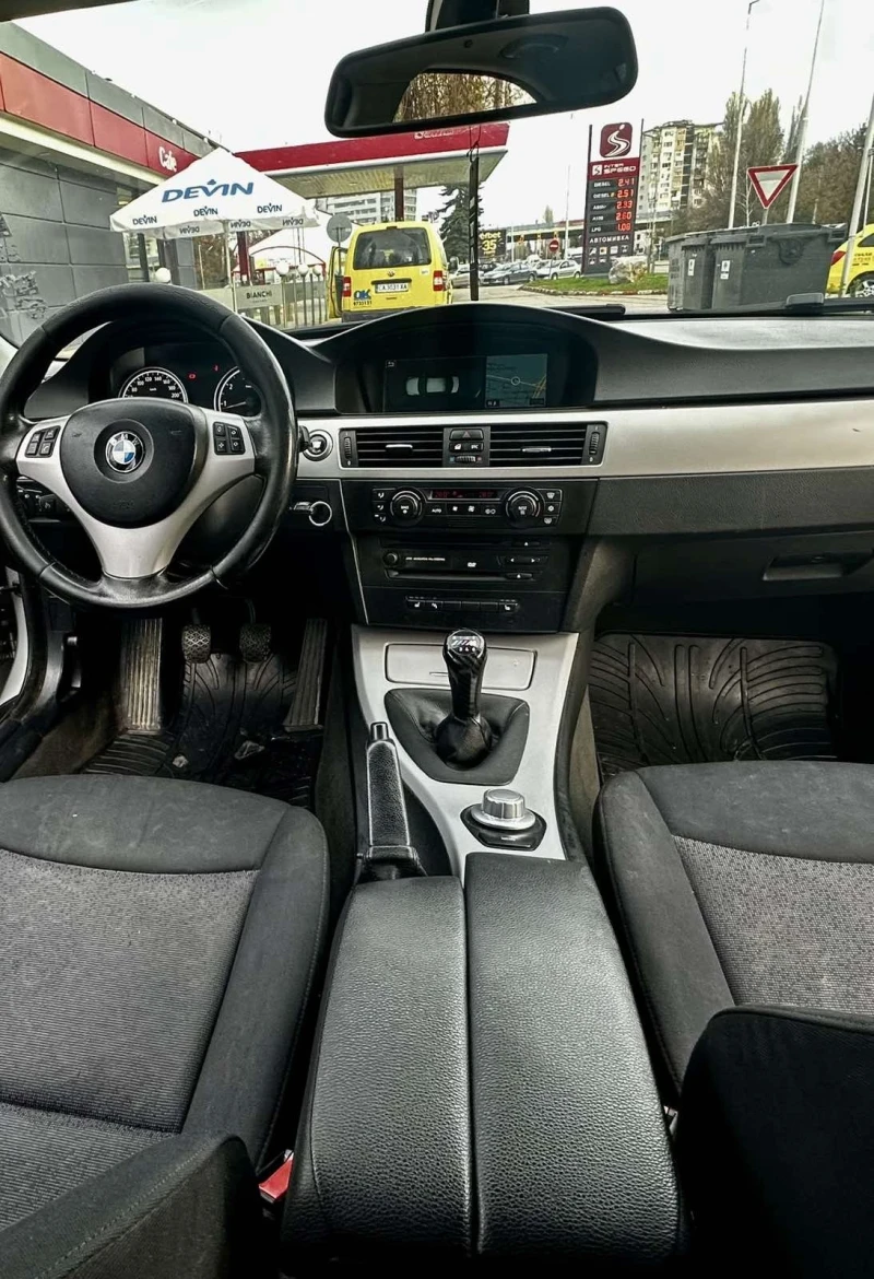 BMW 320, снимка 10 - Автомобили и джипове - 53076007