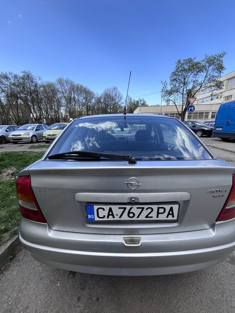 Opel Astra Газ, снимка 9 - Автомобили и джипове - 45864375