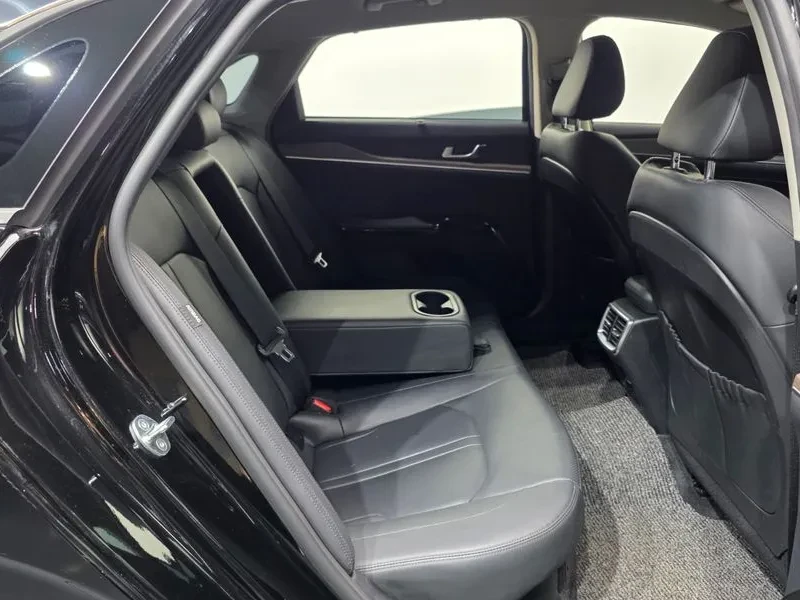 Kia K5 Hybrid Noblesse, снимка 12 - Автомобили и джипове - 55738909