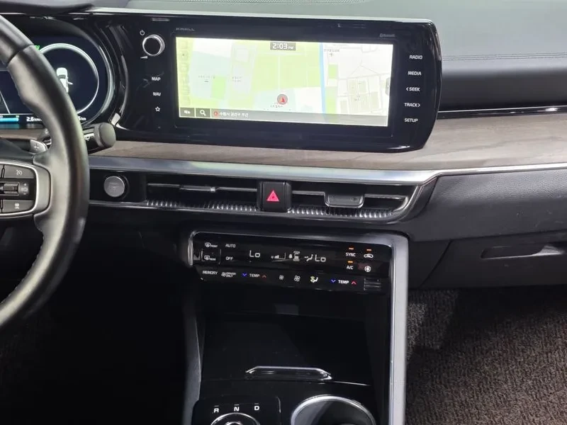 Kia K5 Hybrid Noblesse, снимка 14 - Автомобили и джипове - 55738909