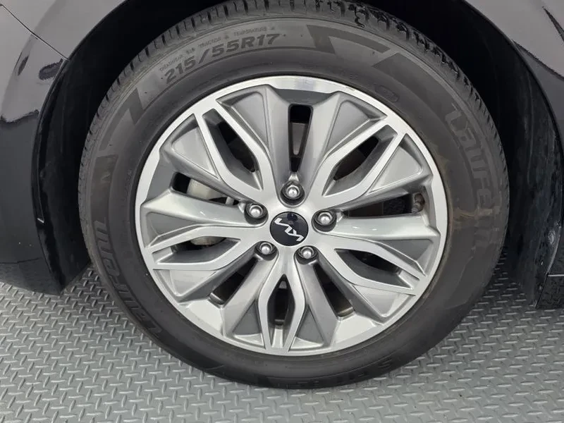 Kia K5 Hybrid Noblesse, снимка 5 - Автомобили и джипове - 55738909