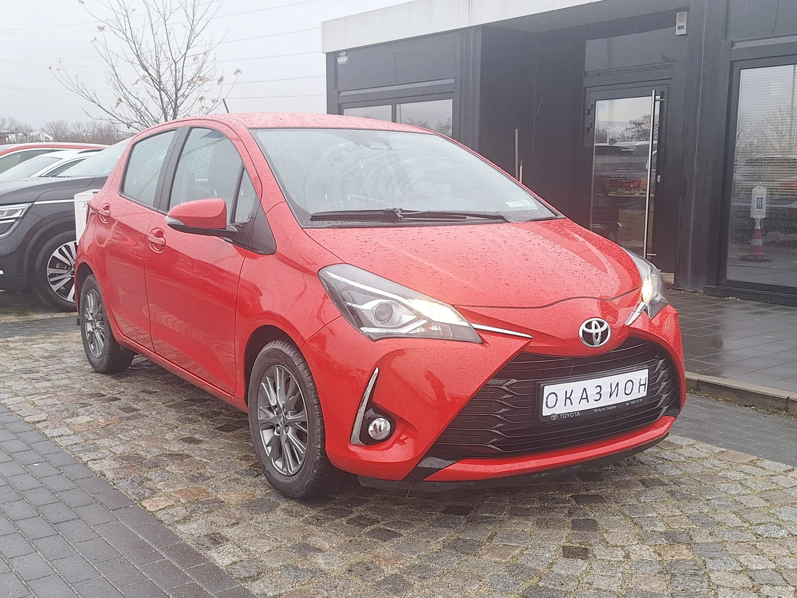 Toyota Yaris 1.5 Dual-VVT-iE 111к.с. - изображение 3