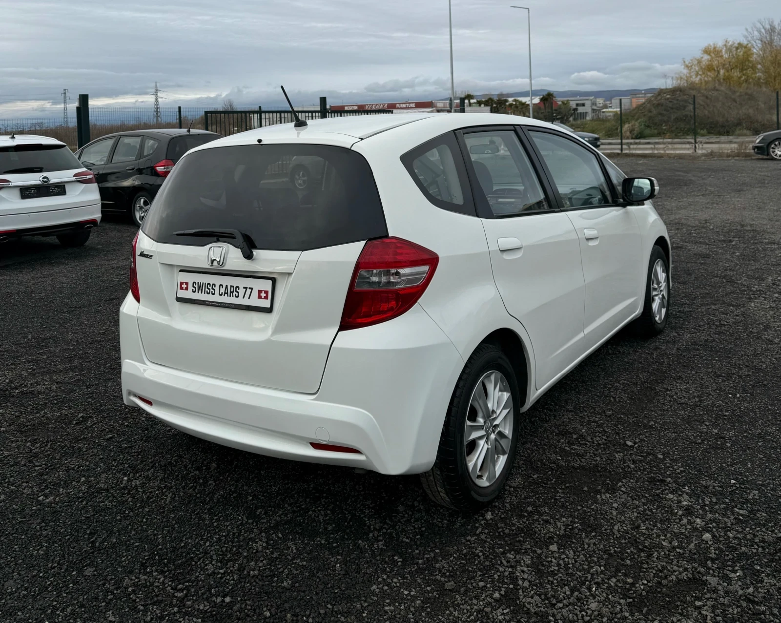 Honda Jazz 1.4i Swiss Facelift - изображение 5