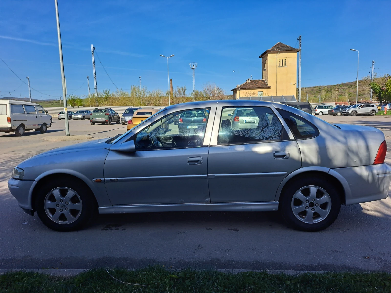Opel Vectra 2.0 DTI - изображение 3