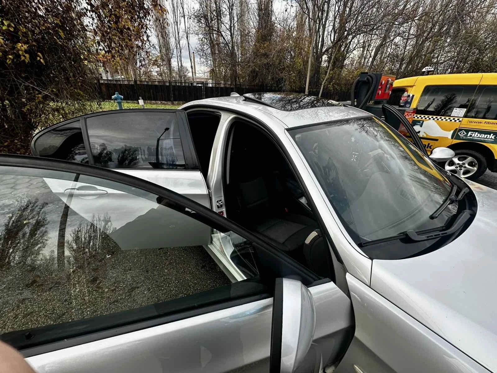 BMW 320  - изображение 8