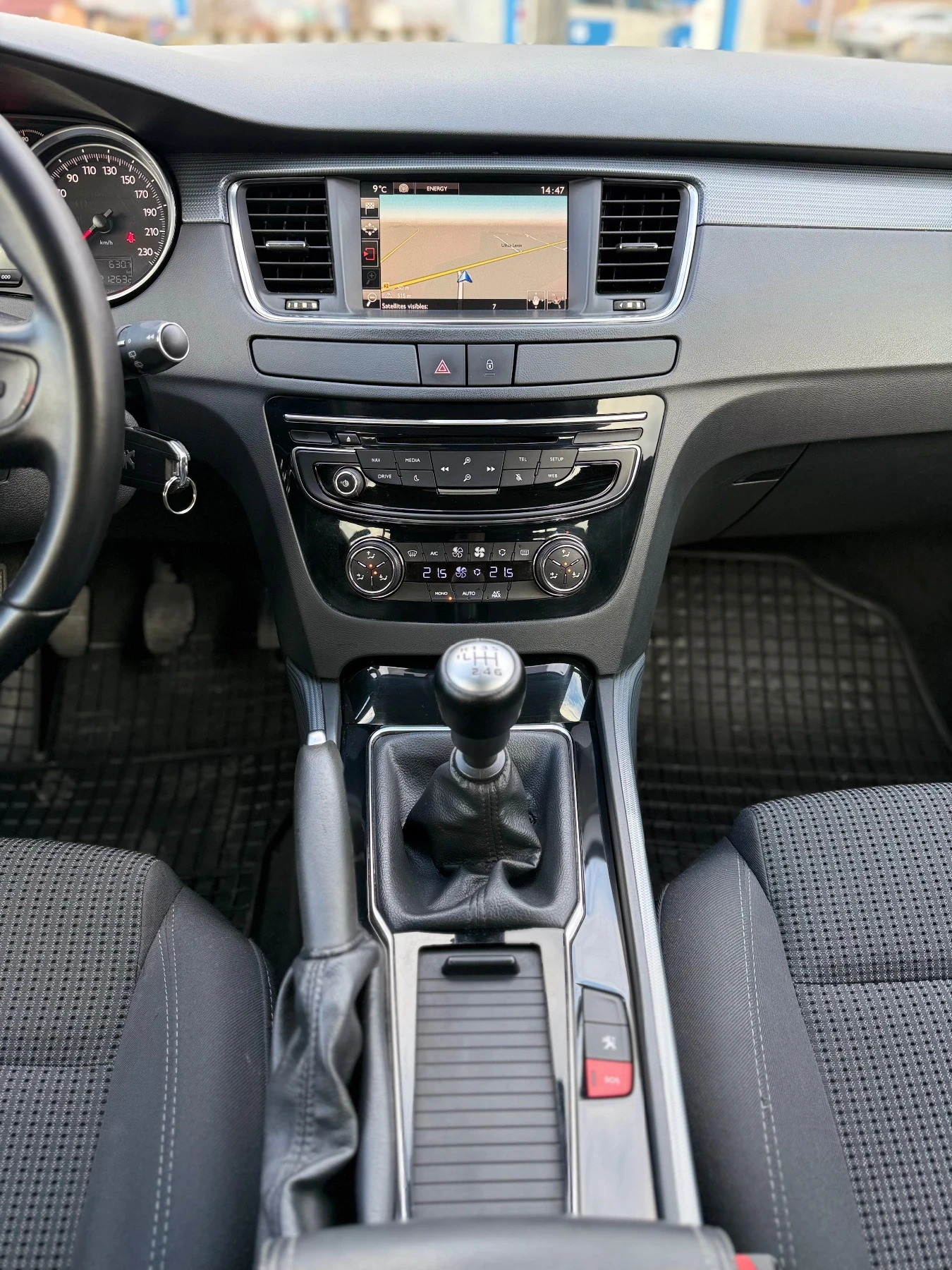 Peugeot 508 SW 2.0HDI Панорама - изображение 9