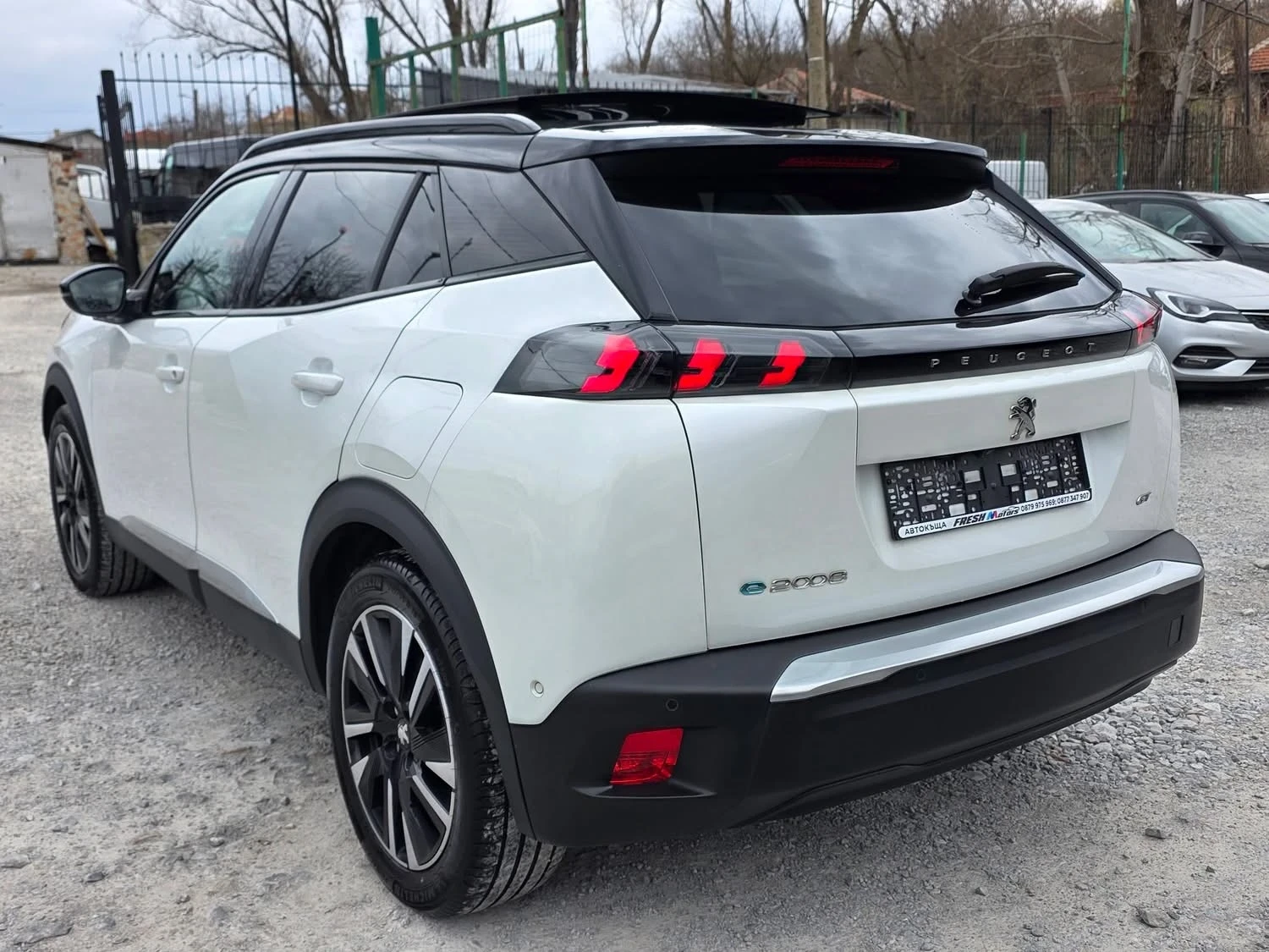 Peugeot 2008 GT-LINE / EV 136K.C. 50KW ������� / 360�� ������ | Mobile.bg � ����������� 3