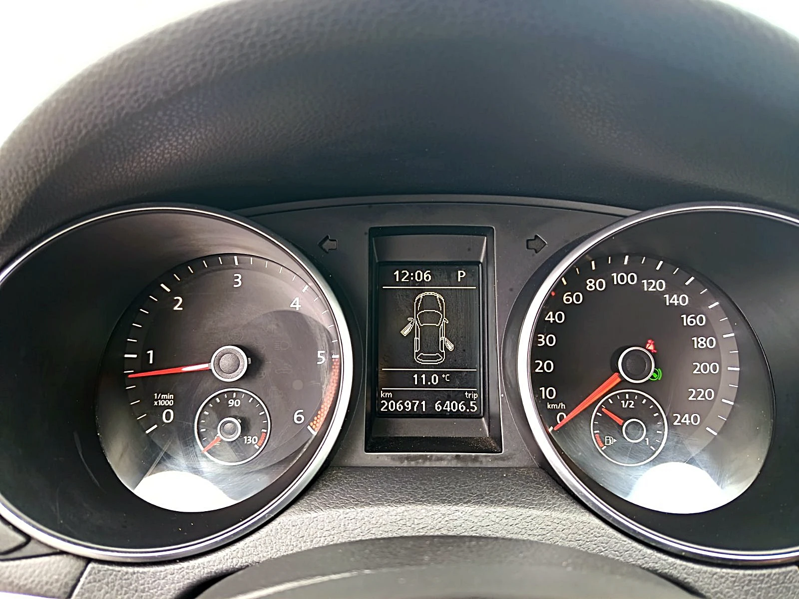 VW Golf 2.0 TDI HIGH-LINE, снимка 14 - Автомобили и джипове - 54089003