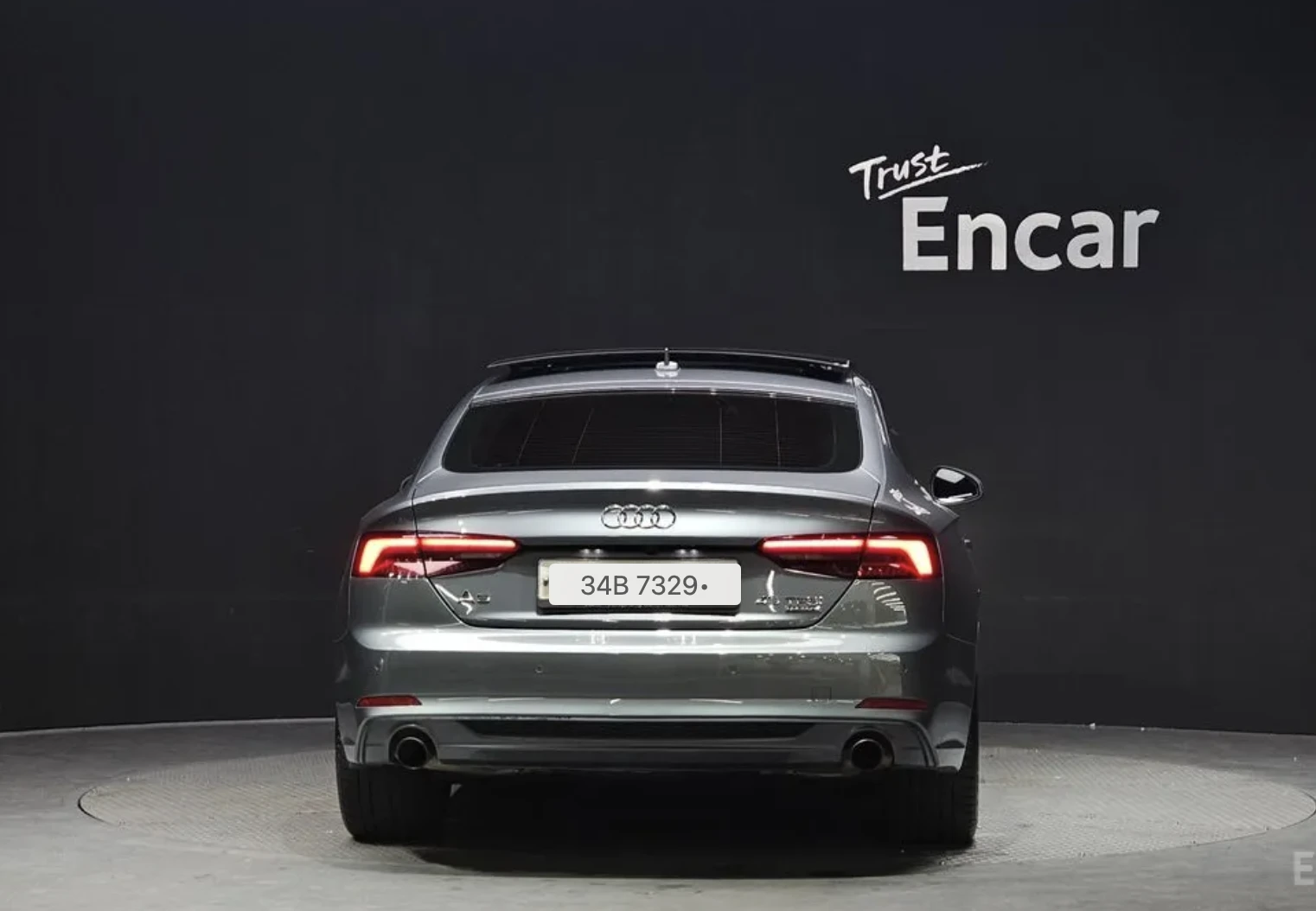 Audi A5 45 TFSI Quatro* PANO* КОЖА* ПОДГРЕВ* НАВИ* HUD , снимка 4 - Автомобили и джипове - 54209682