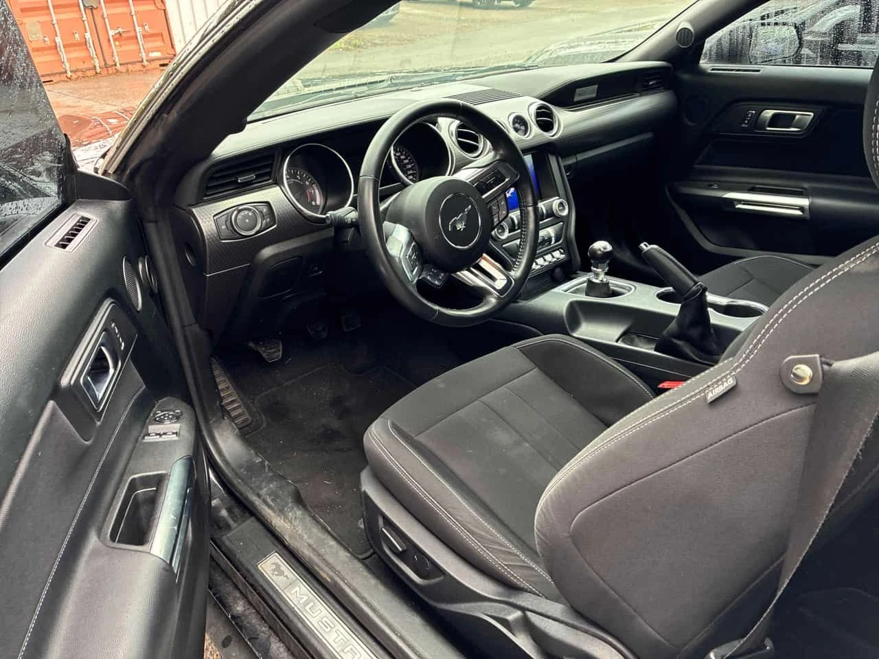 Ford Mustang * GT * РЪЧКА * КАМЕРА * АВТОКРЕДИТ, снимка 5 - Автомобили и джипове - 54642032
