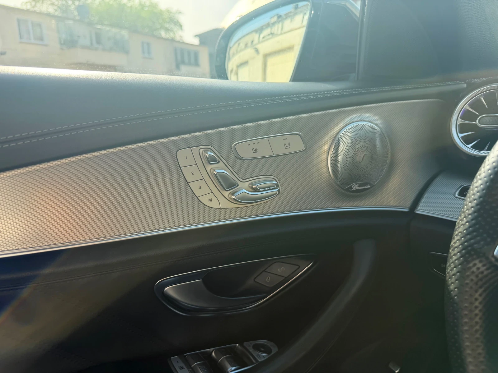 Mercedes-Benz E 43 AMG, снимка 10 - Автомобили и джипове - 54654413