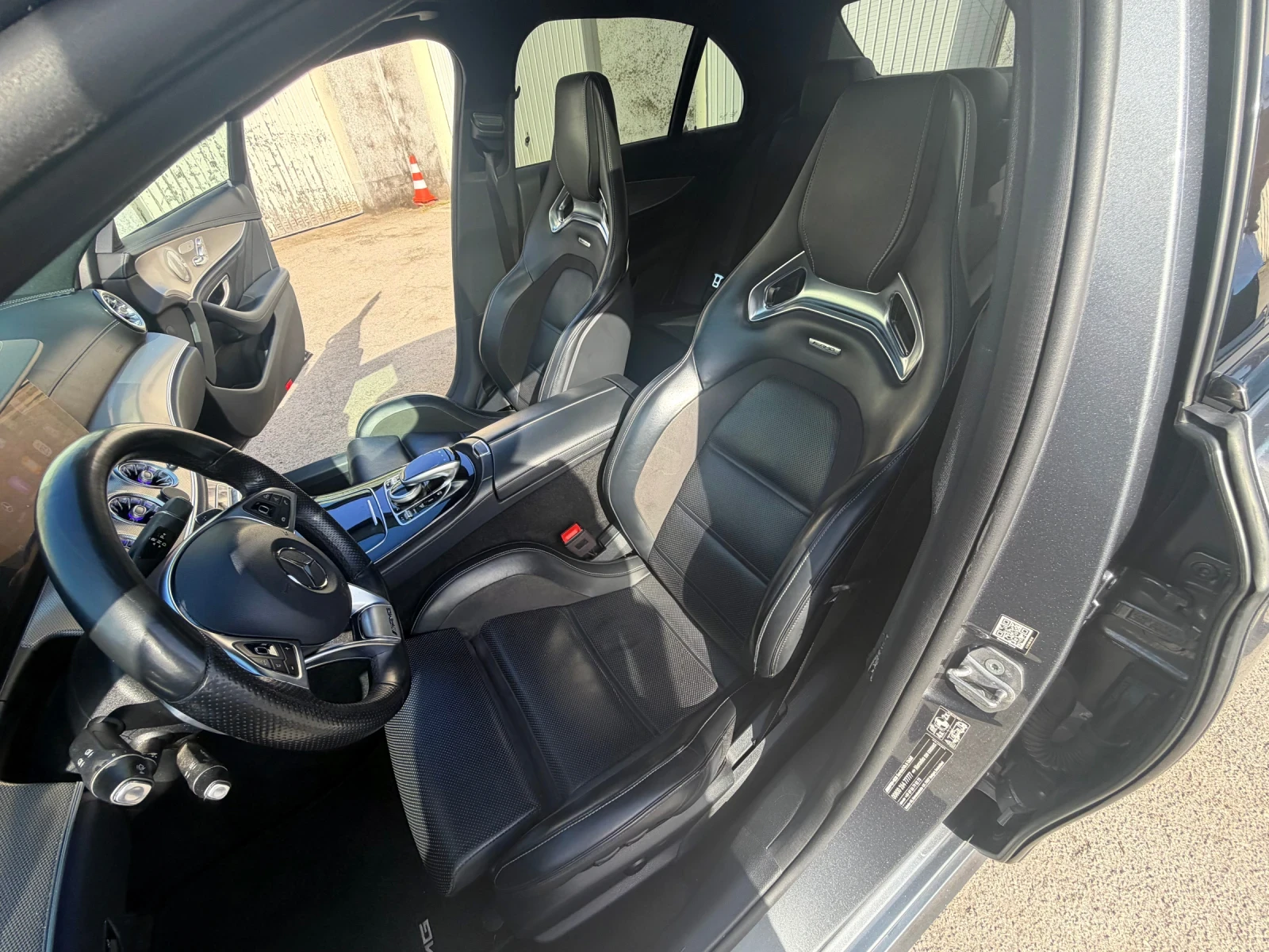 Mercedes-Benz E 43 AMG, снимка 6 - Автомобили и джипове - 54654413