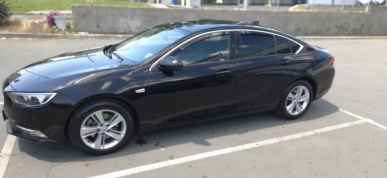 Opel Insignia Grand Sport, 1.6 cdti, 136 к.с., снимка 7 - Автомобили и джипове - 55071773