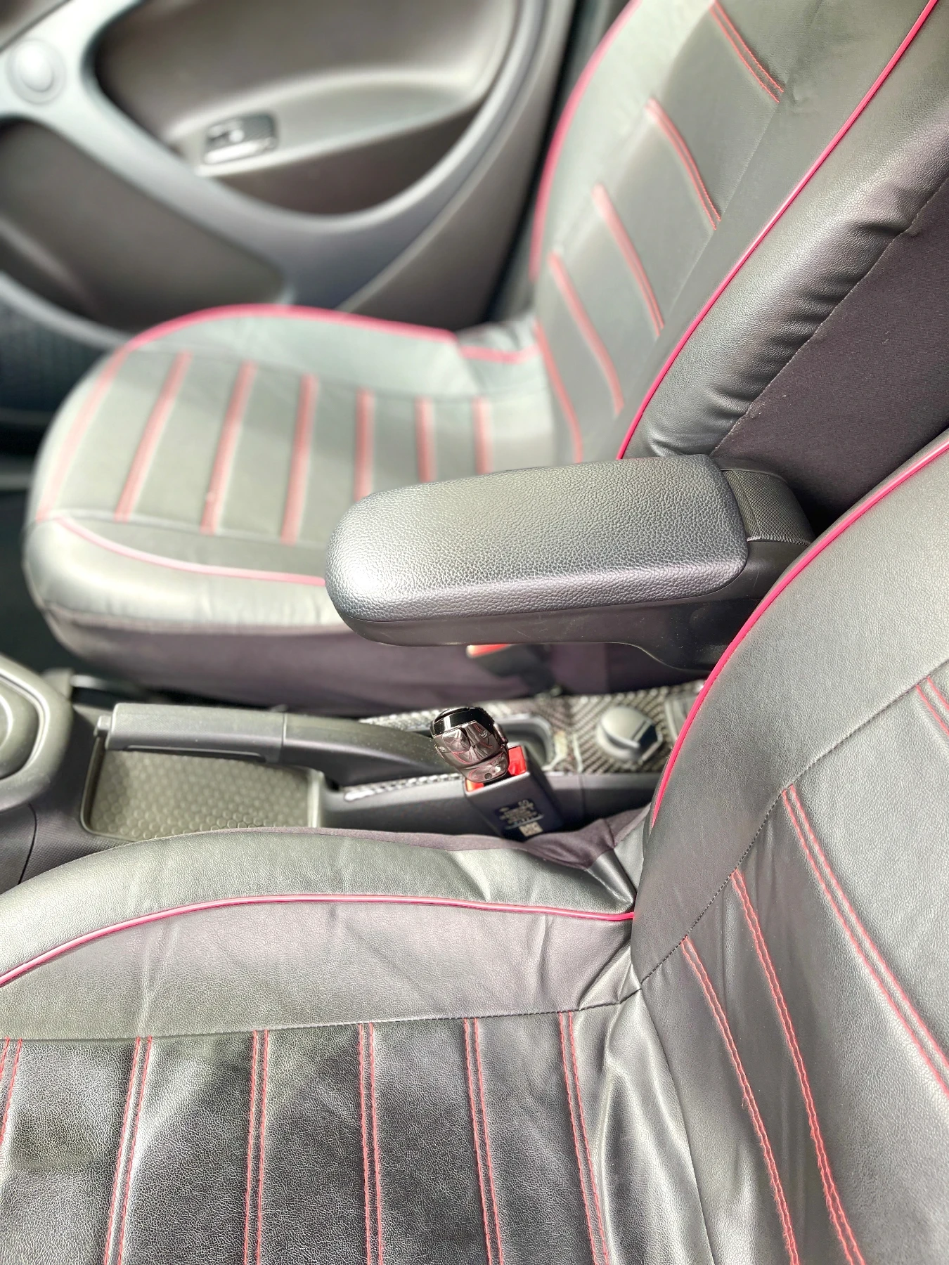 Smart Forfour EQ, снимка 15 - Автомобили и джипове - 55216867
