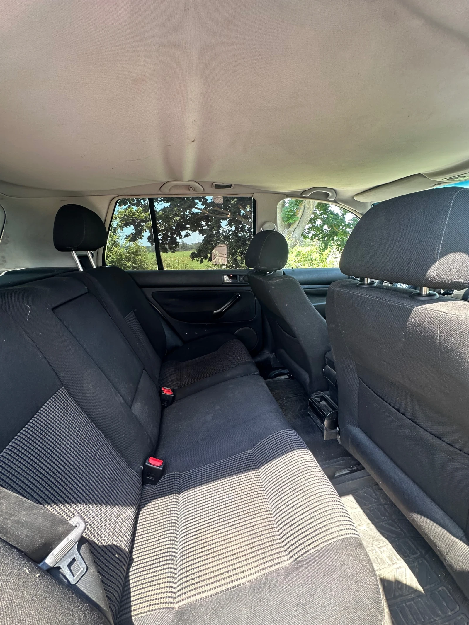 VW Golf 1.6sr, снимка 11 - Автомобили и джипове - 55335280