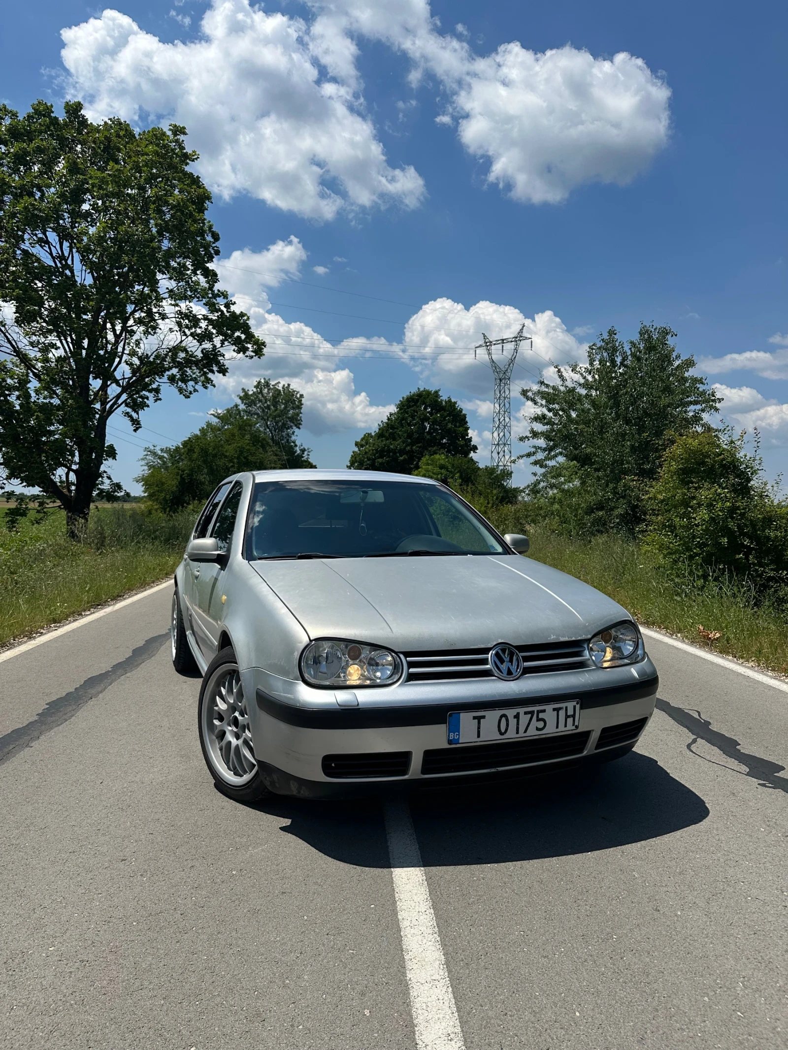 VW Golf 1.6sr