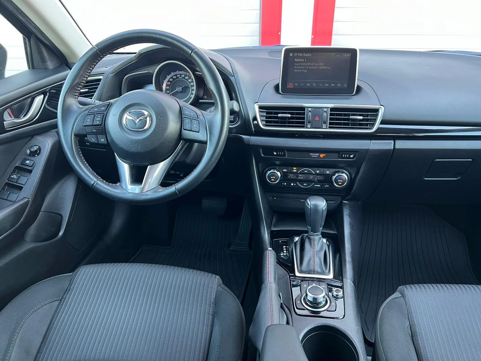 Mazda 3 1.5D AUTOMATIK NAVI START STOP EVRO 6B 87 000KM!!! | Mobile.bg � ����������� 14