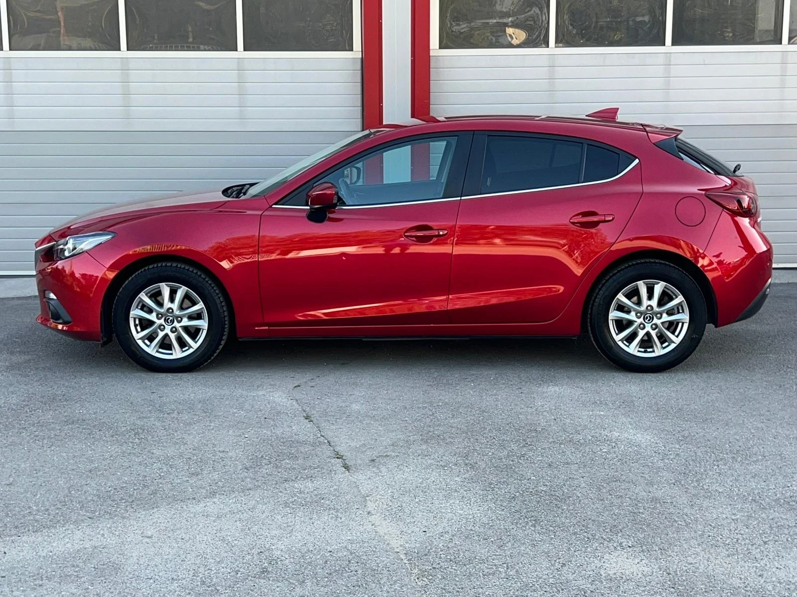 Mazda 3 1.5D AUTOMATIK NAVI START STOP EVRO 6B 87 000KM!!! | Mobile.bg � ����������� 6