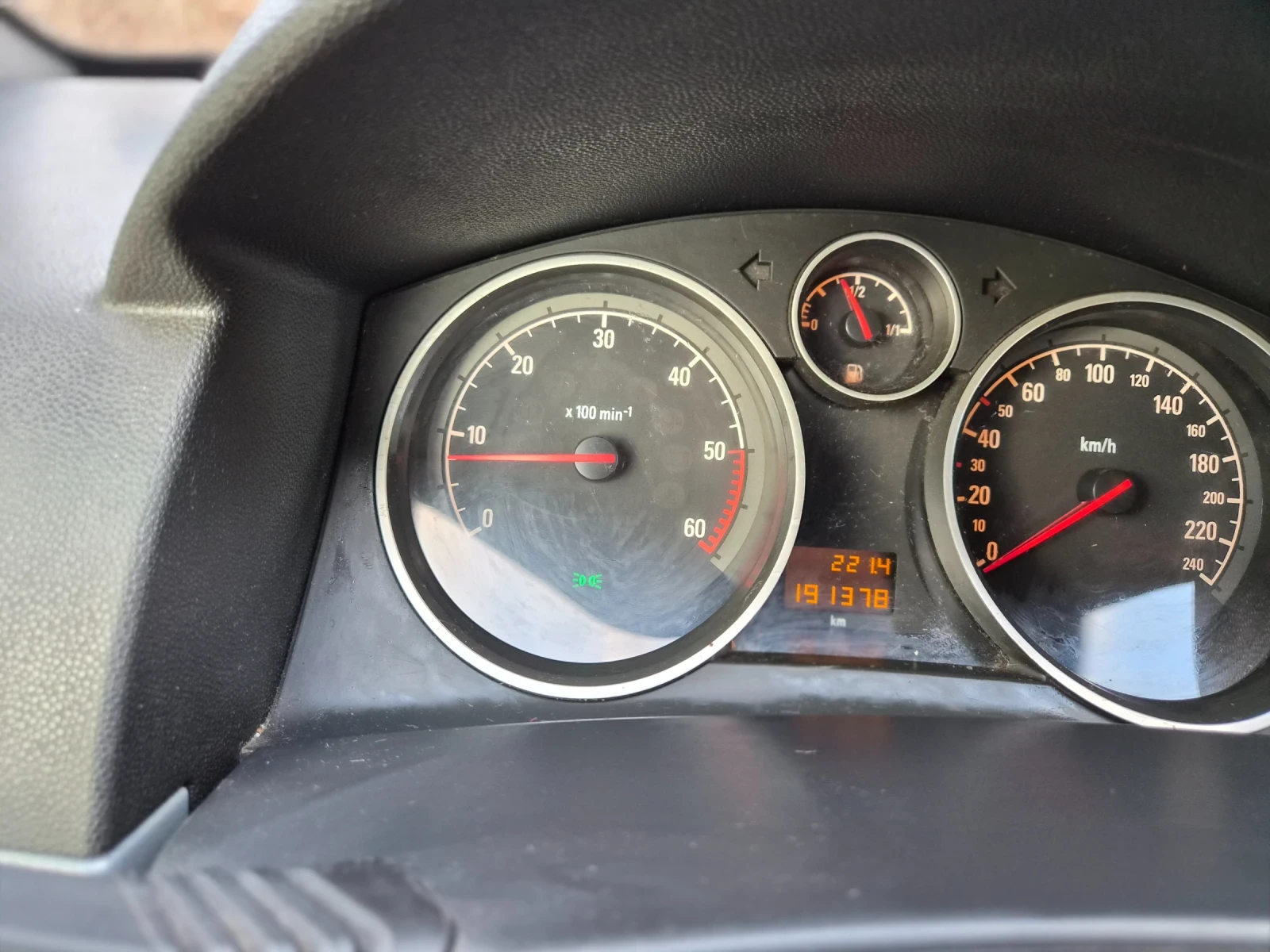 Opel Astra, снимка 5 - Автомобили и джипове - 56550747