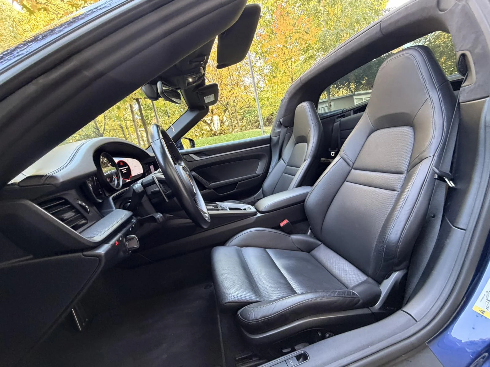 Porsche 911 TARGA 4S 992, снимка 13 - Автомобили и джипове - 56576918