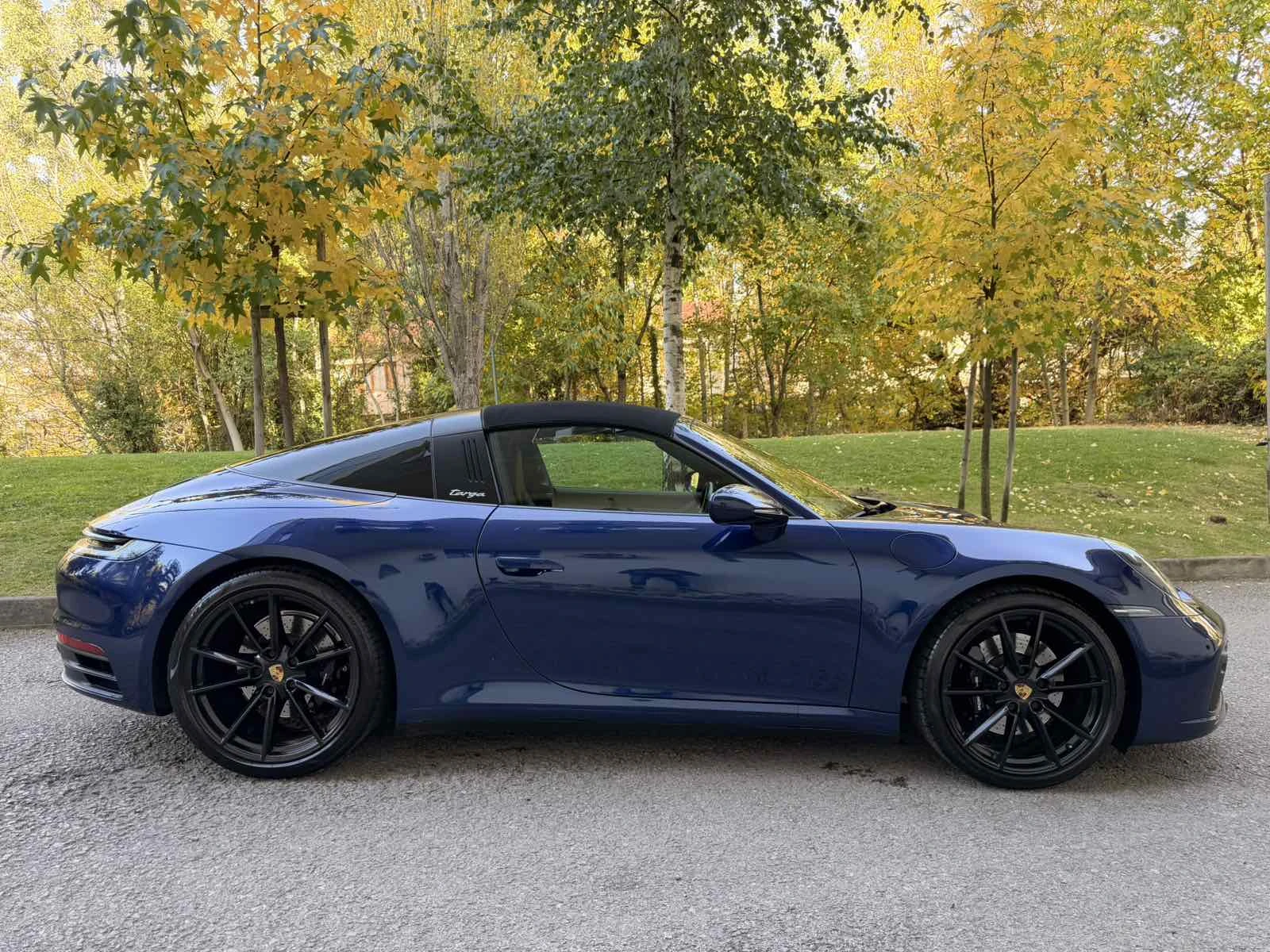 Porsche 911 TARGA 4S 992, снимка 8 - Автомобили и джипове - 56576918