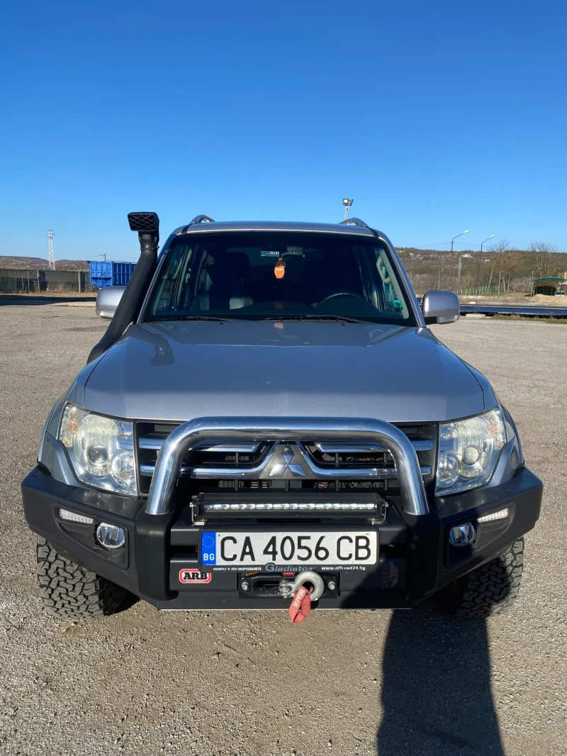 Mitsubishi Pajero 3.2 DID, снимка 1 - Автомобили и джипове - 47293466