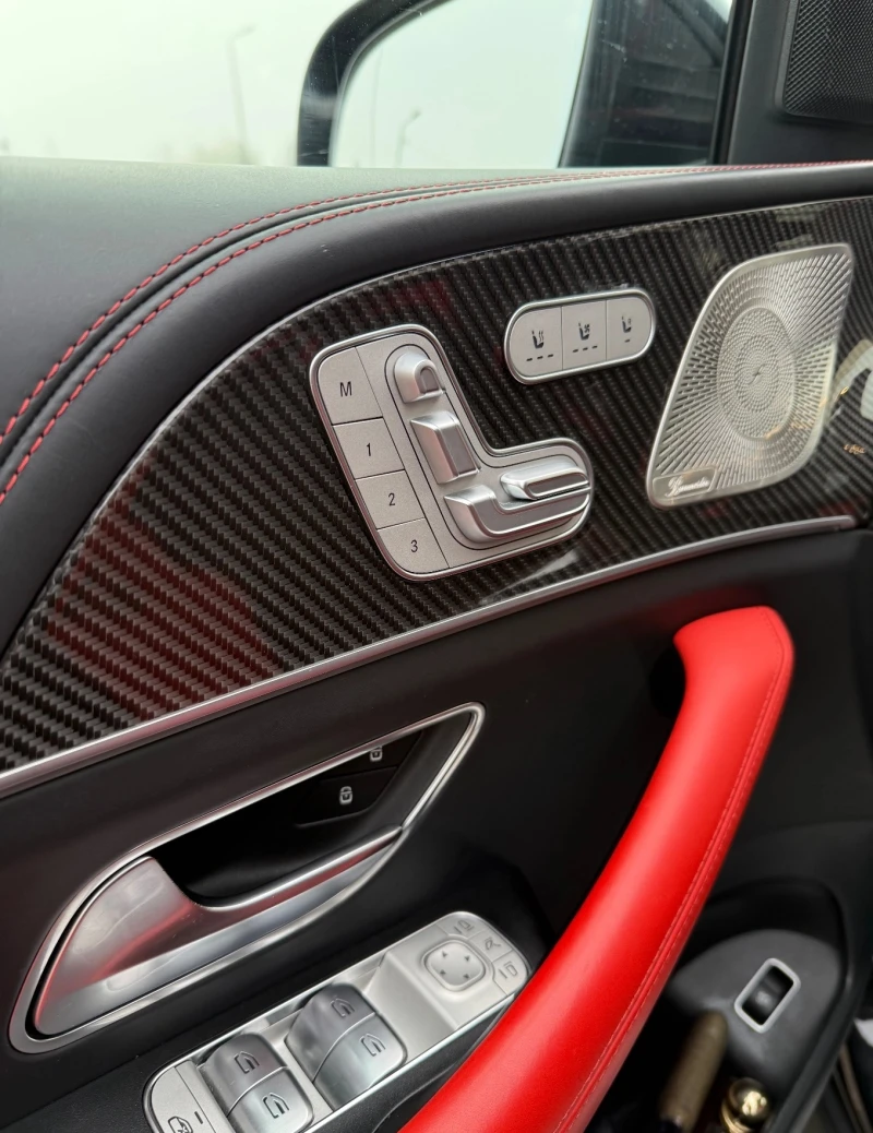 Mercedes-Benz GLE 63 S AMG 4matic+ Coupe, снимка 7 - Автомобили и джипове - 52721677