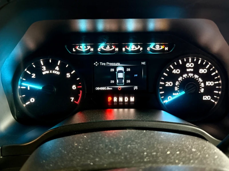 Ford F150 XLT V8 COYOTE , снимка 12 - Автомобили и джипове - 52801239