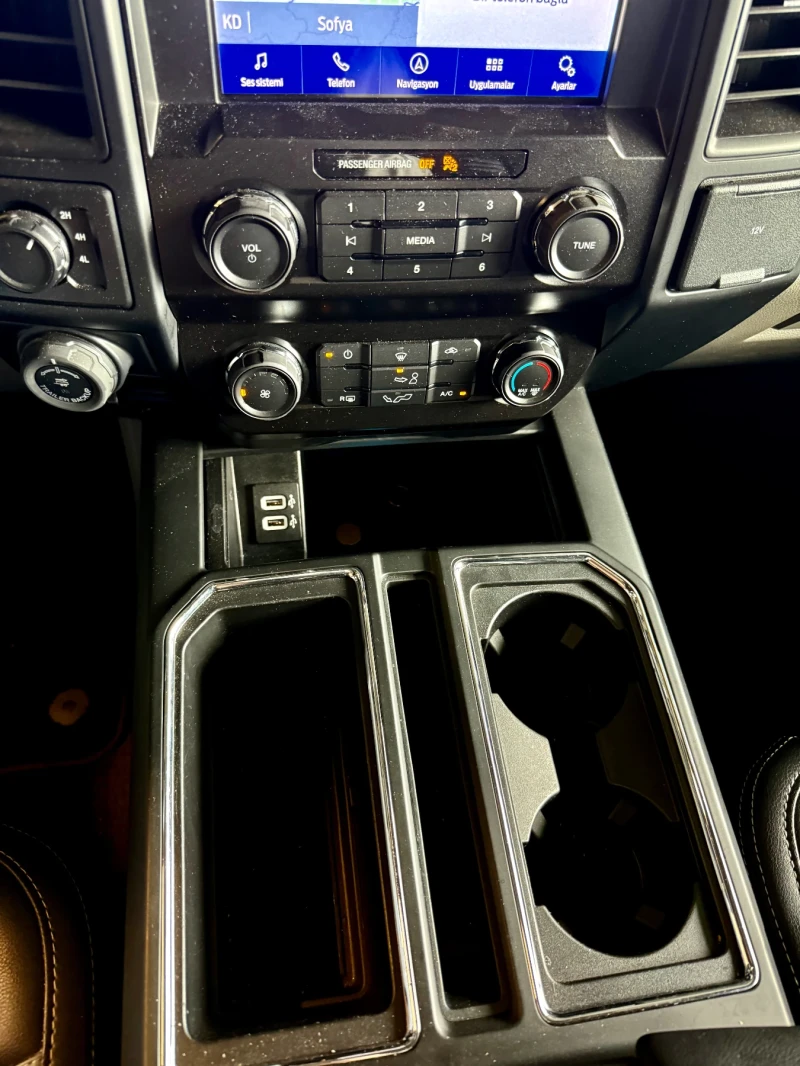 Ford F150 XLT V8 COYOTE , снимка 14 - Автомобили и джипове - 52801239