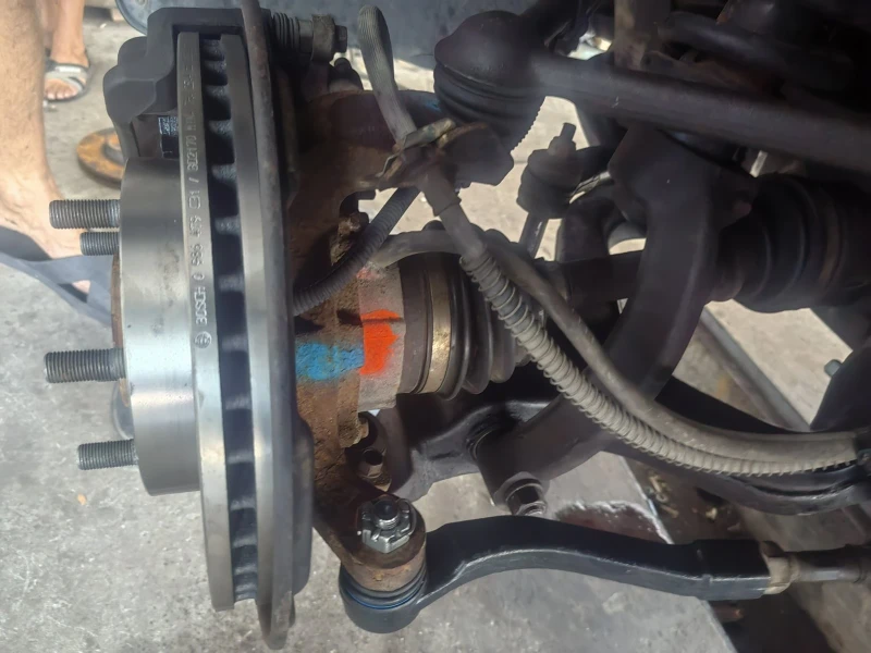 SsangYong Kyron, снимка 14 - Автомобили и джипове - 53517454