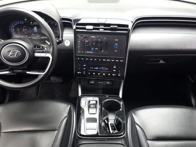Hyundai Tucson 2.0 d4hd Automatic, снимка 7 - Автомобили и джипове - 55843603