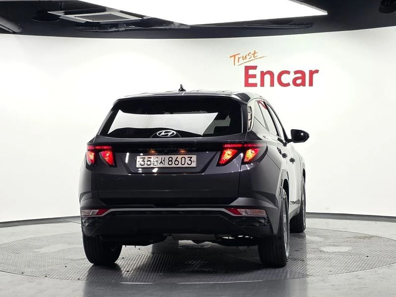Hyundai Tucson 2.0 d4hd Automatic, снимка 4 - Автомобили и джипове - 55843603