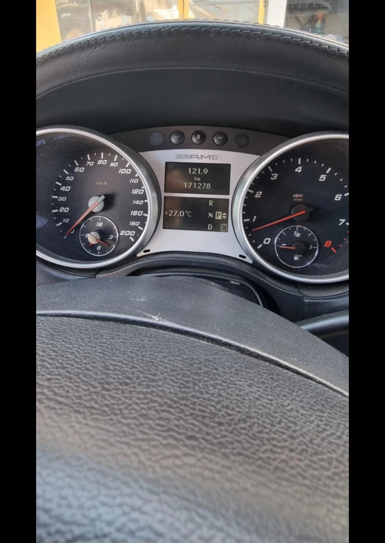 Mercedes-Benz ML 63 AMG  - изображение 5