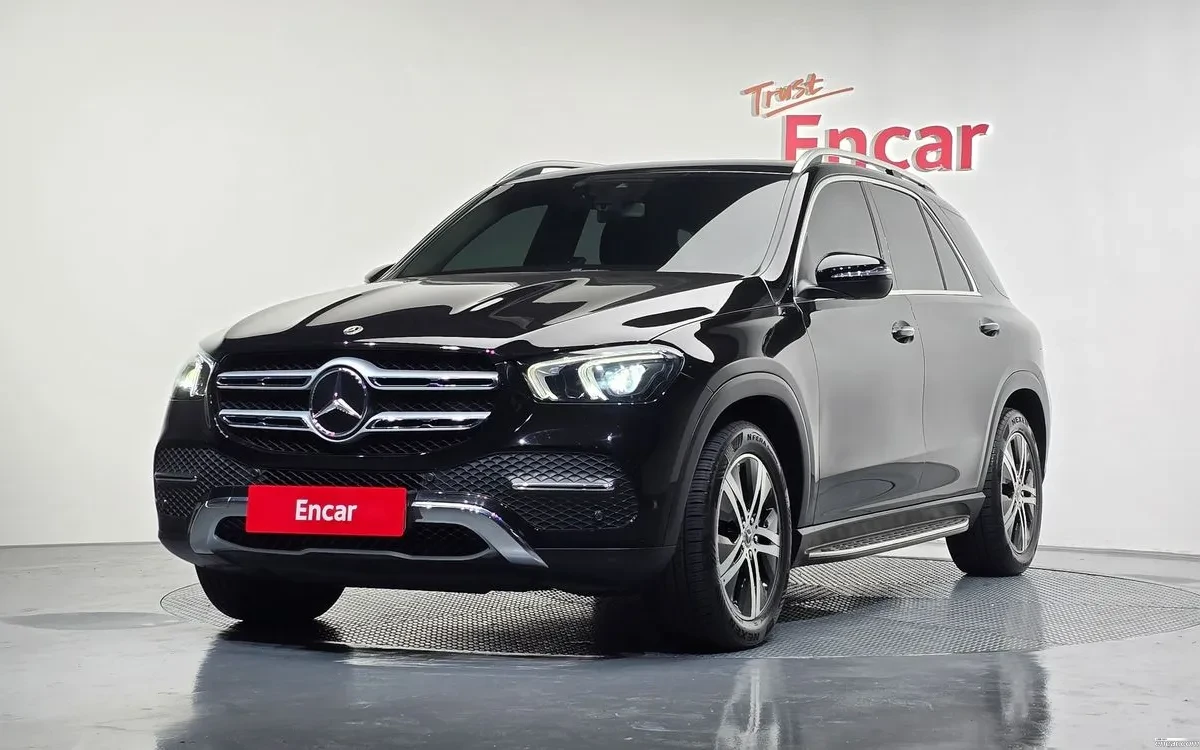 Mercedes-Benz GLE 300 d / 4MATIC / ПОДГРЕВИ / AIRMATIC / ДИСТРОНИК